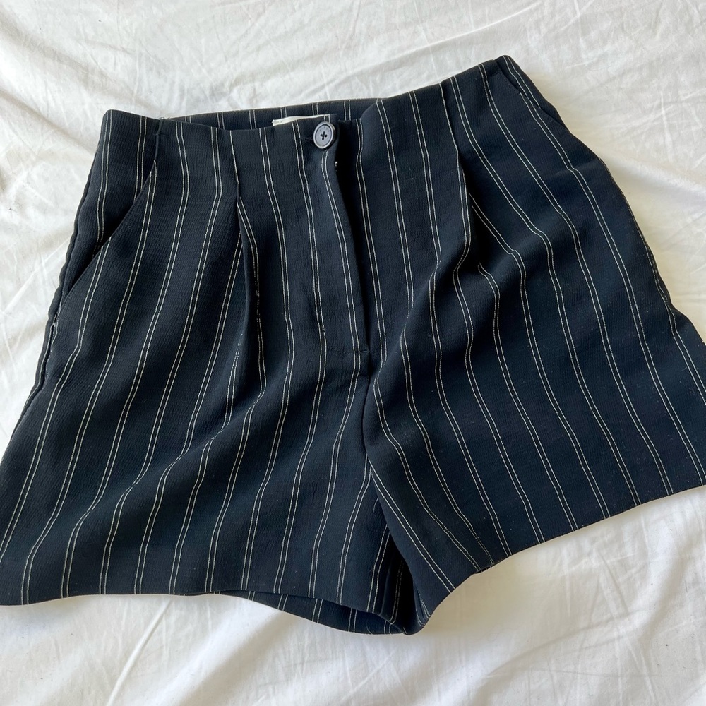Wilfred high-waisted navy pinstripe shorts